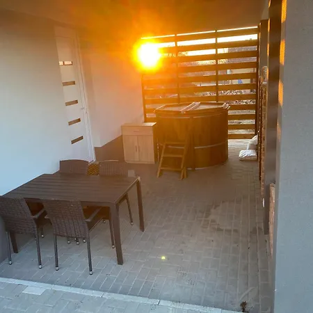 Vitorlás *