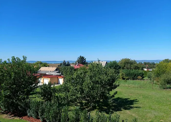 Vitorlás Apartman Balatonszárszó